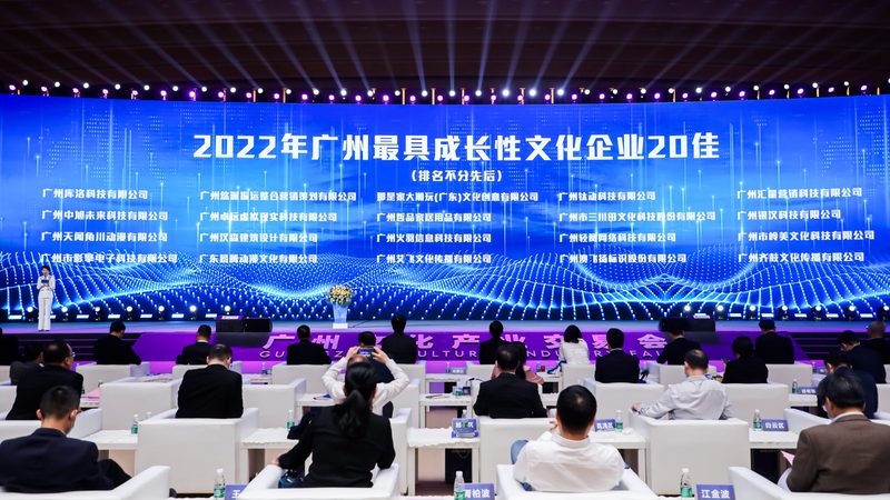 在挑选短视频拍摄厂家时，应关注以下方面：